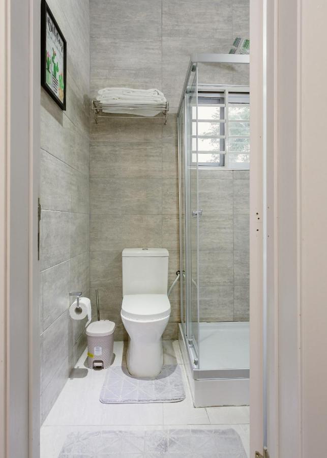 The Avery Suites, East Legon Акра Екстериор снимка