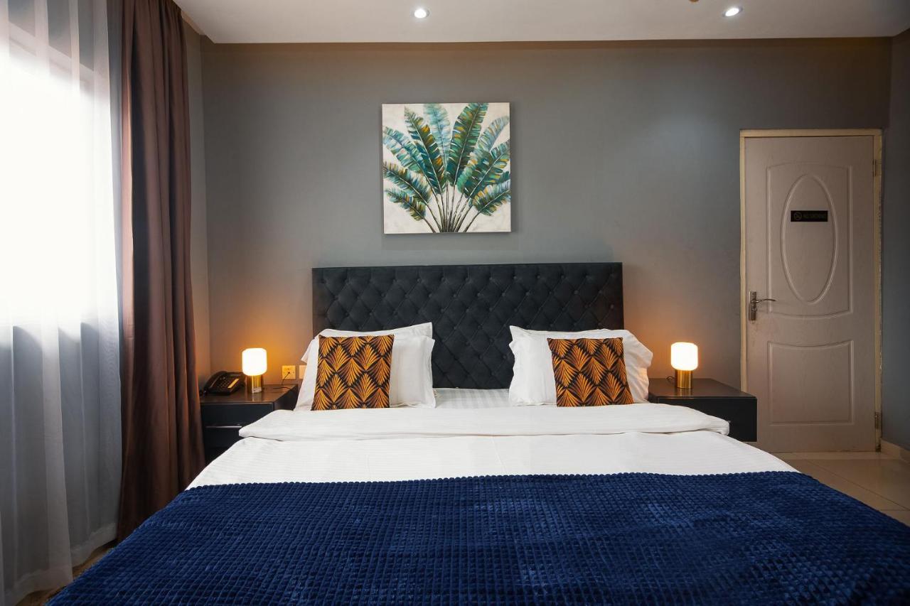 The Avery Suites, East Legon Акра Екстериор снимка